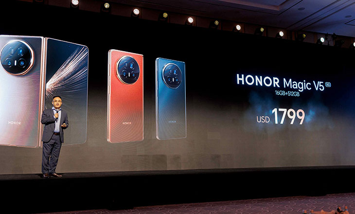 الكشف عن هاتف HONOR Magic V5 القابل للطي